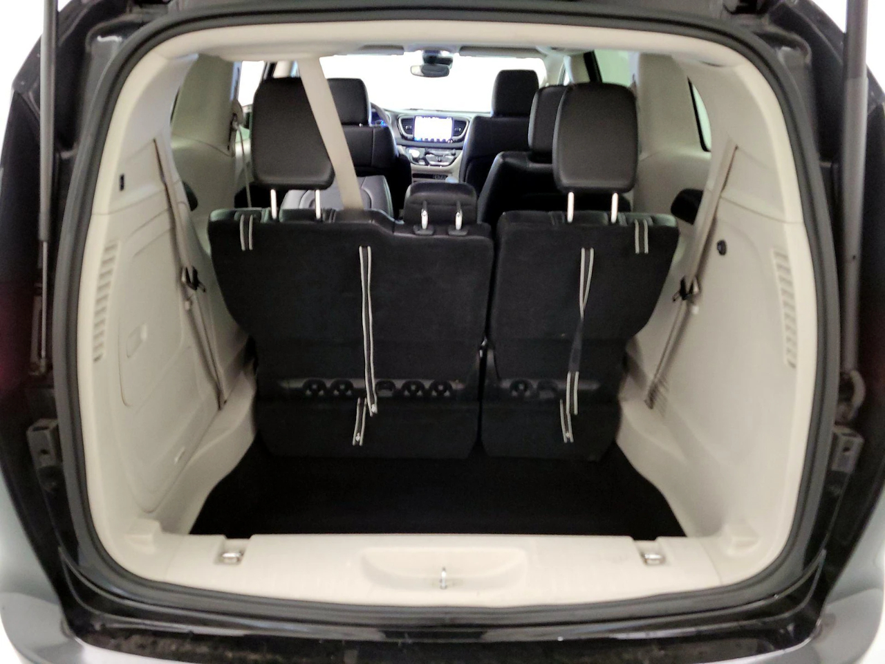 Chrysler Pacifica Hybrid Touring L 2023