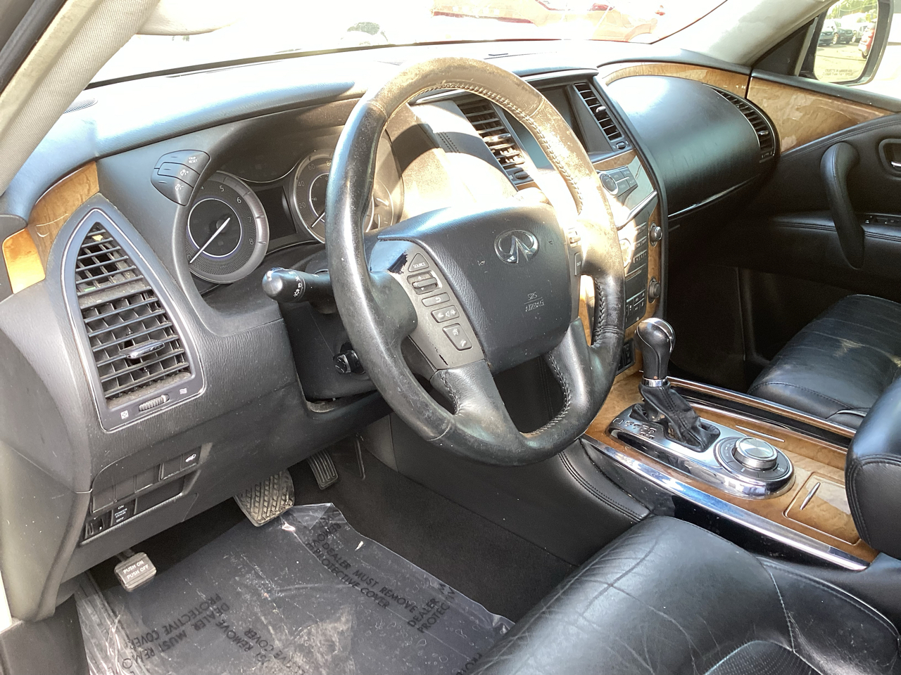 Infiniti QX56 4WD 2013