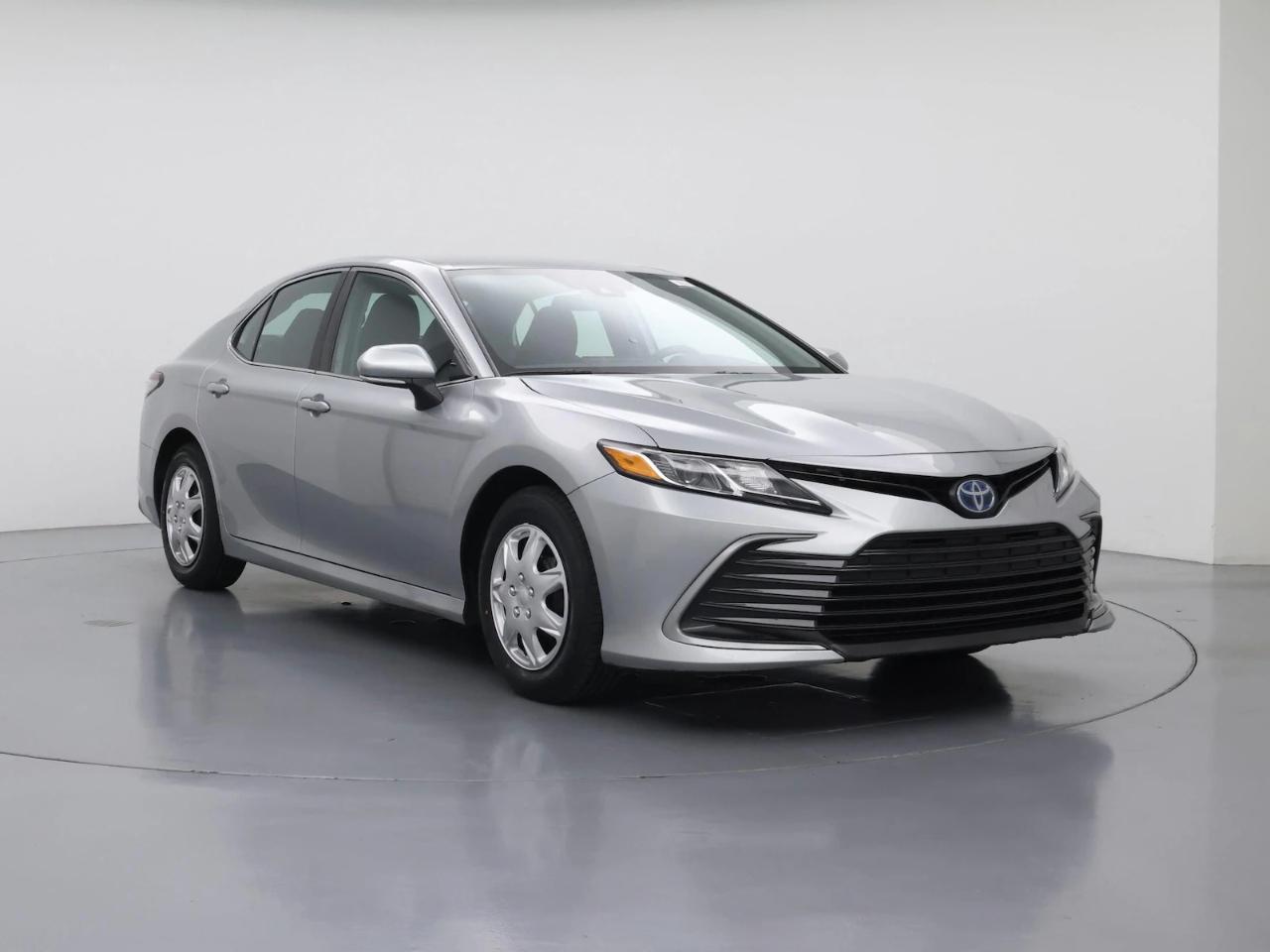 2022 Toyota Camry Hybrid LE
