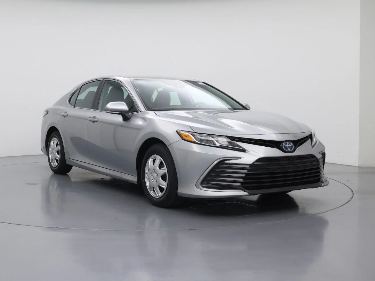 2022 Toyota Camry Hybrid LE