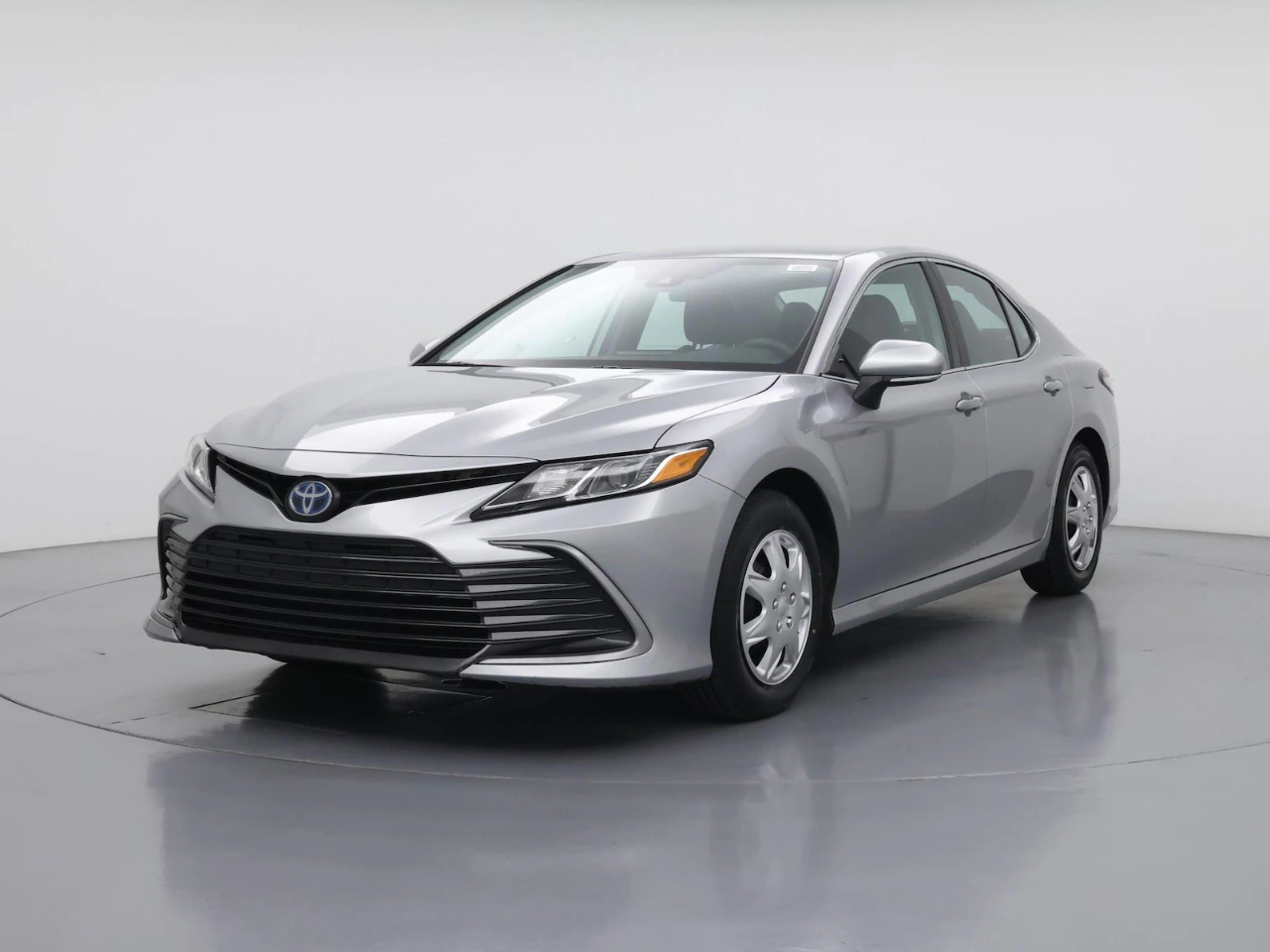 Toyota Camry Hybrid LE 2022