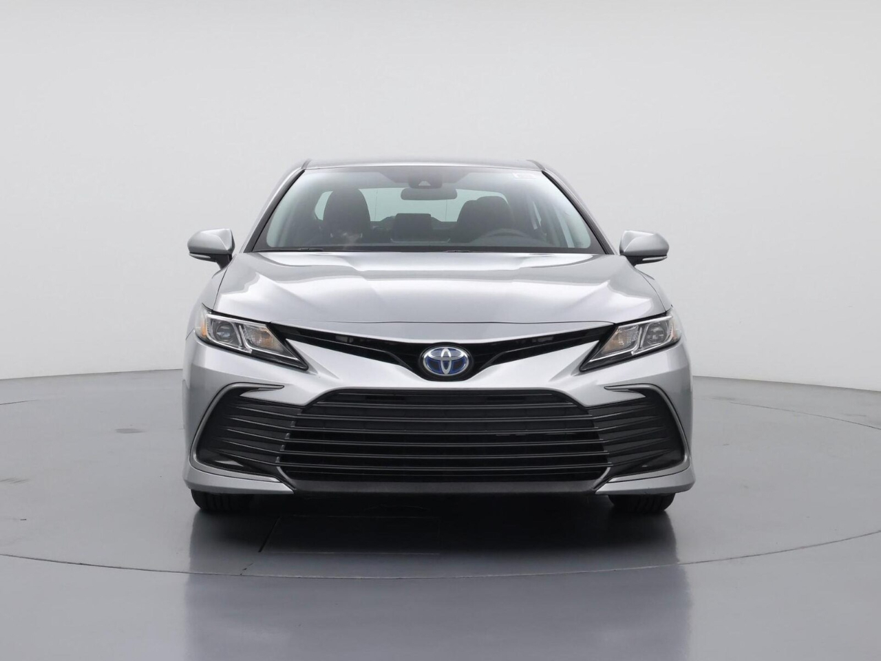 Toyota Camry Hybrid LE 2022