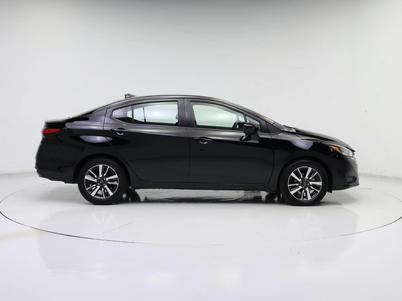 Nissan Versa SV 2025