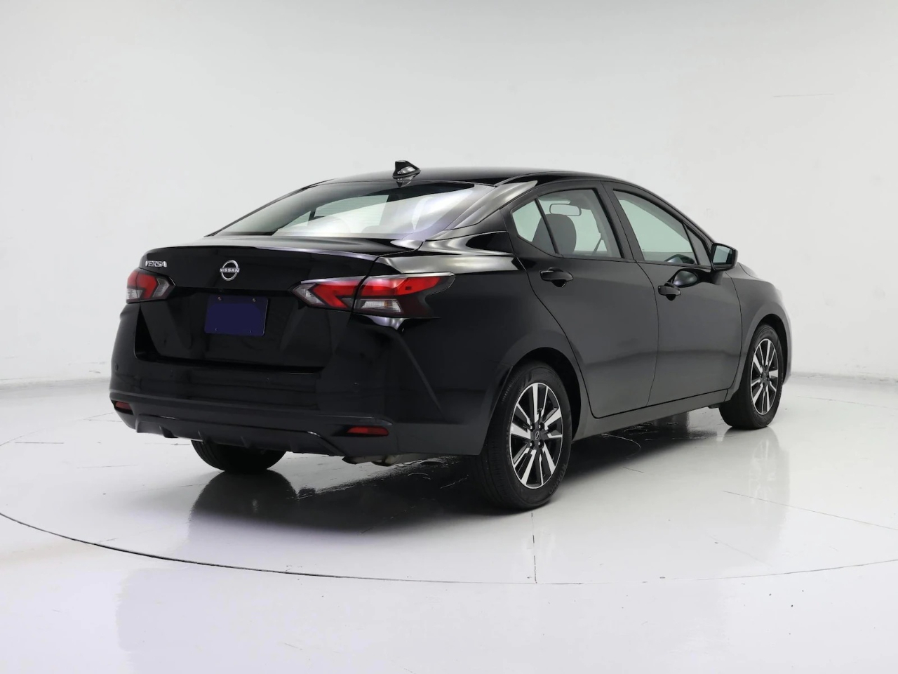 Nissan Versa SV 2025