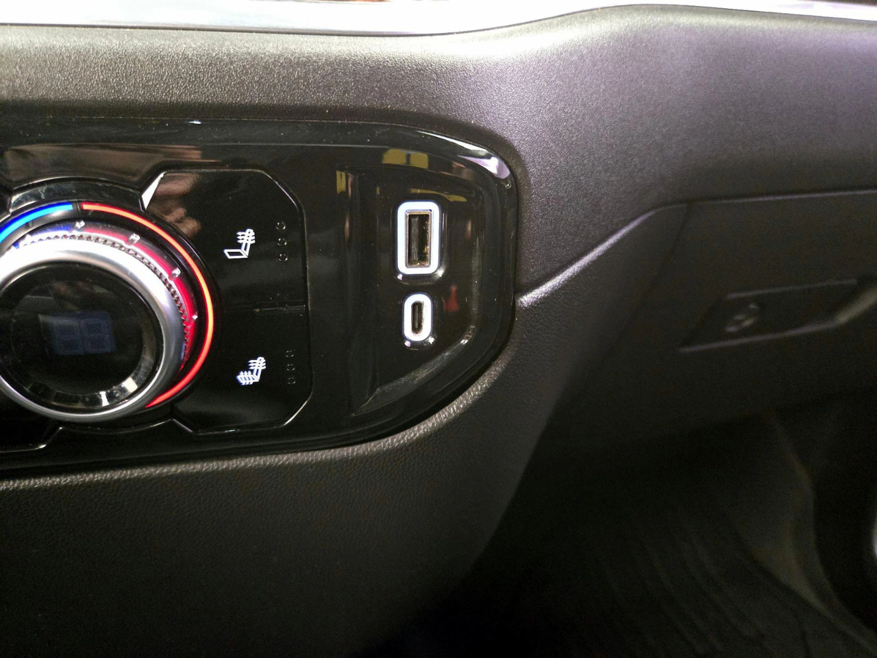 GMC Sierra 1500 Limited Elevation Crew Cab 4WD 2022