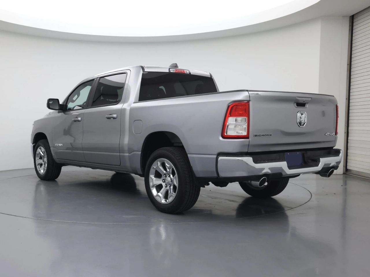 RAM 1500 Big Horn Crew Cab SWB 4WD 2022