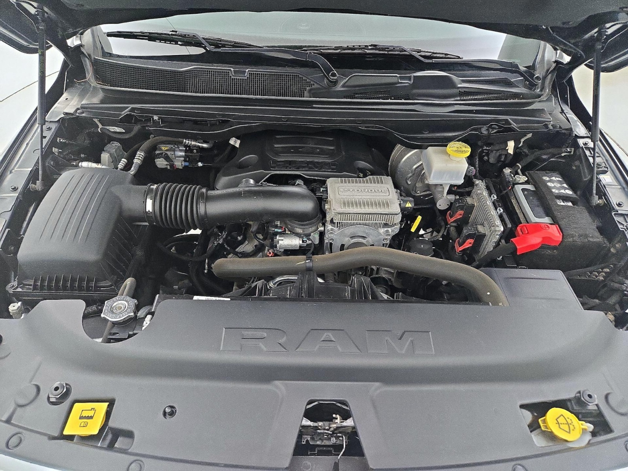 RAM 1500 Big Horn Crew Cab SWB 4WD 2022