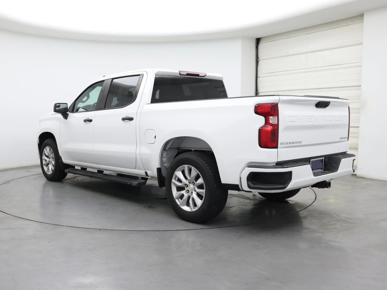 Chevrolet Silverado 1500 Custom Crew Cab 4WD 2023