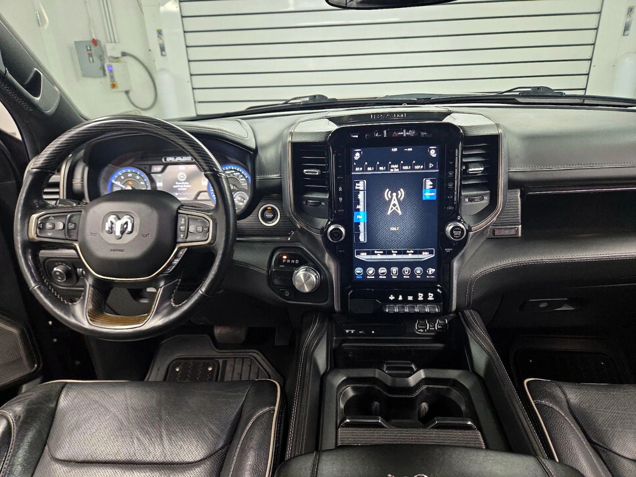 RAM 1500 Laramie Crew Cab SWB 4WD 2018