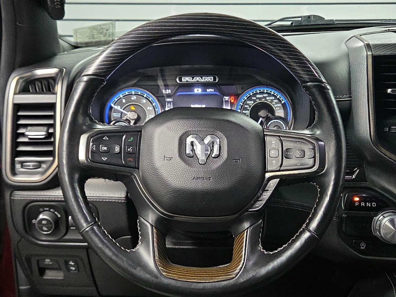 RAM 1500 Laramie Crew Cab SWB 4WD 2018