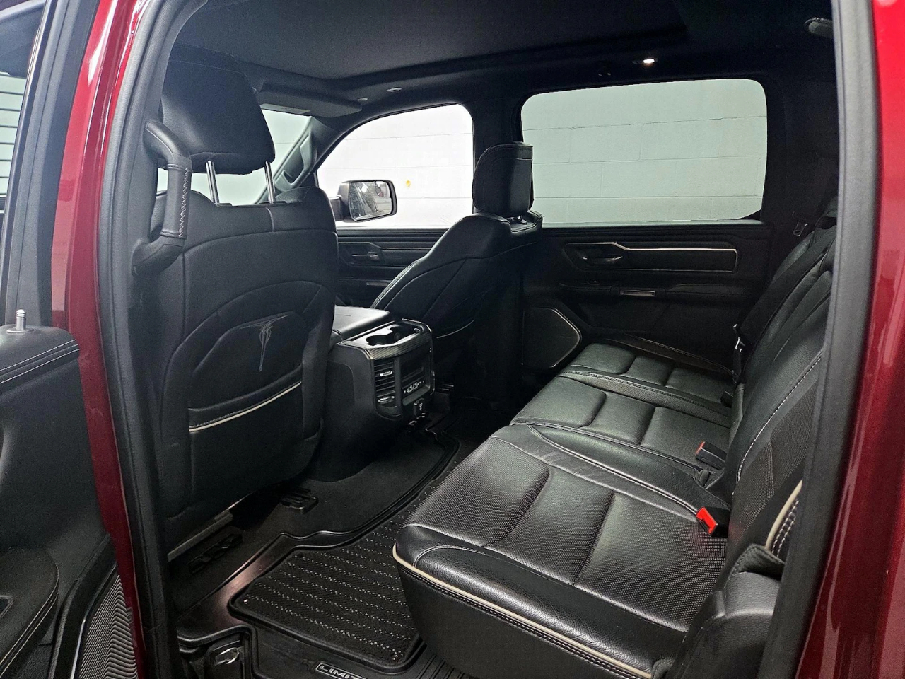 RAM 1500 Laramie Crew Cab SWB 4WD 2018