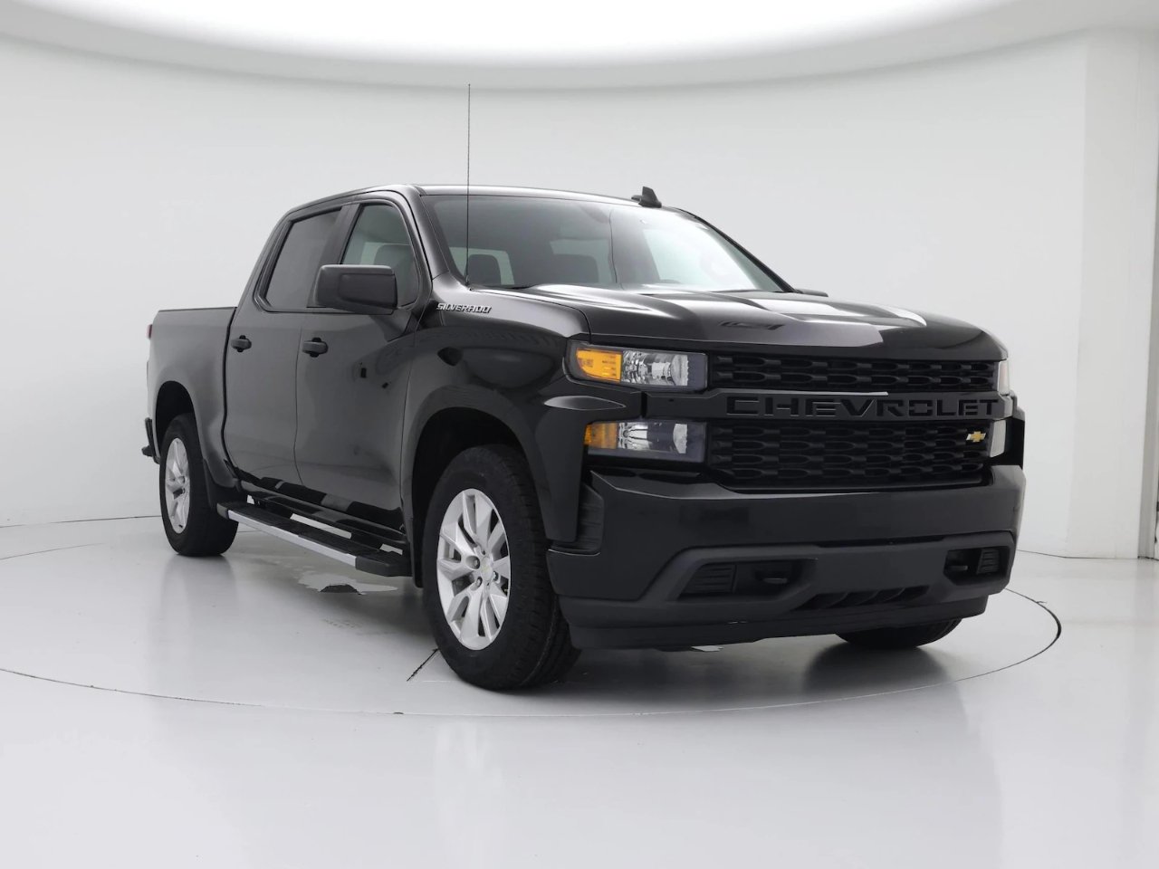 2022 Chevrolet Silverado 1500 Limited Custom Crew Cab Short Box 2WD
