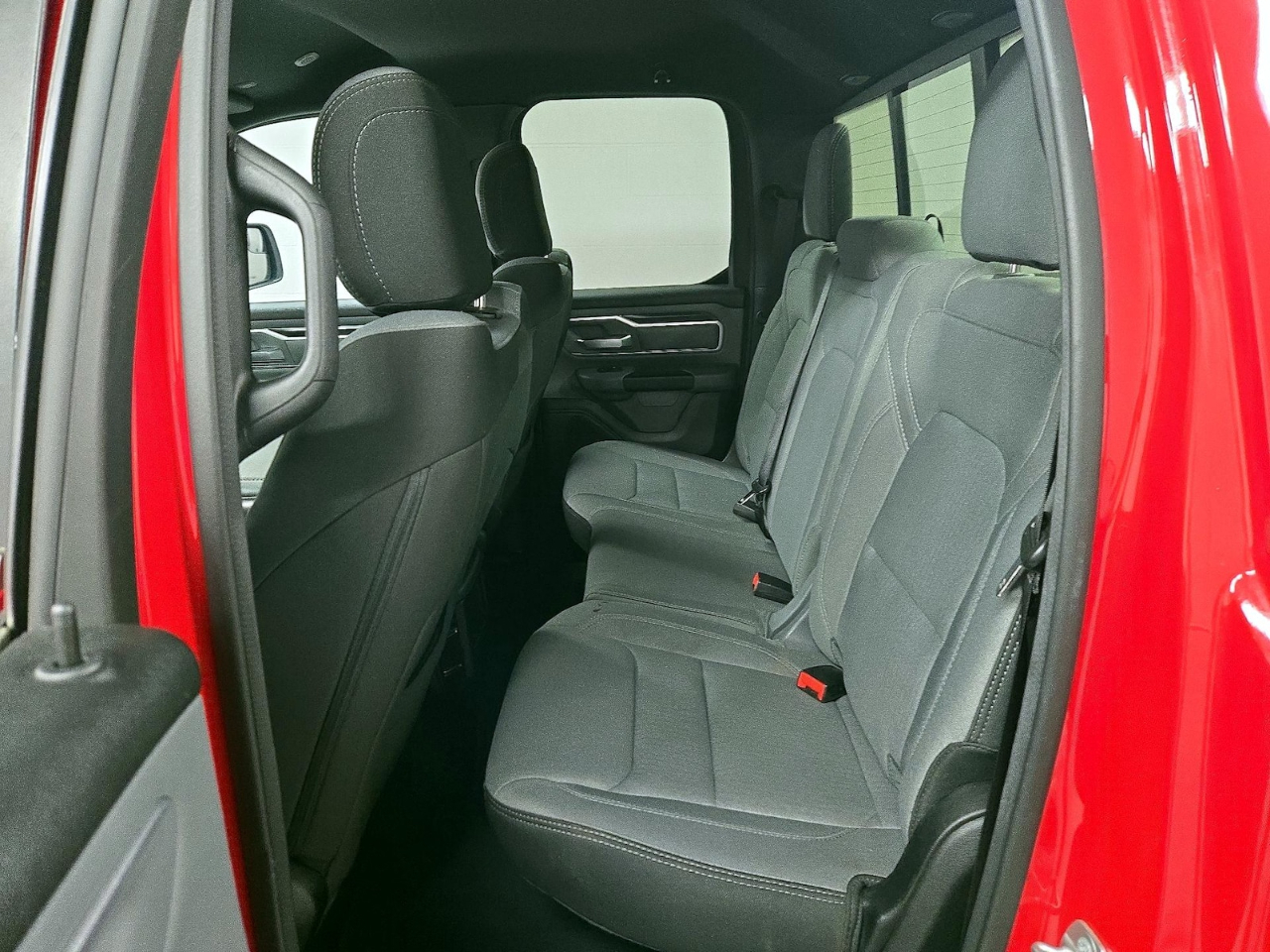 RAM 1500 Big Horn Crew Cab SWB 4WD 2023
