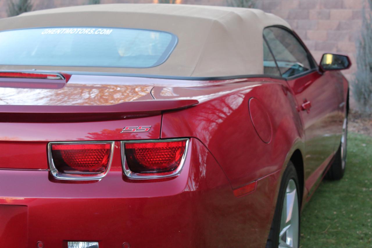 Chevrolet Camaro Convertible 2SS 2012