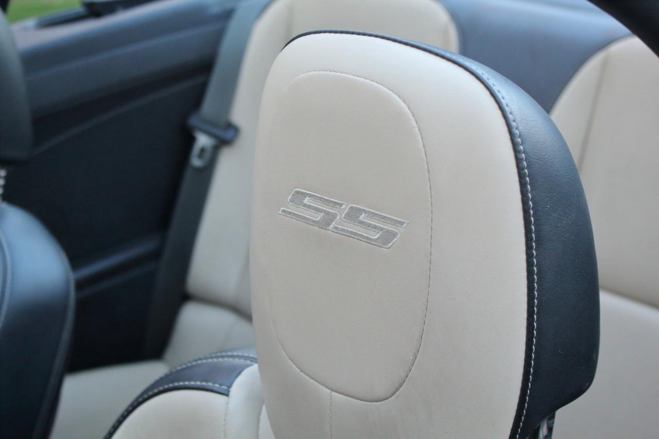 Chevrolet Camaro Convertible 2SS 2012