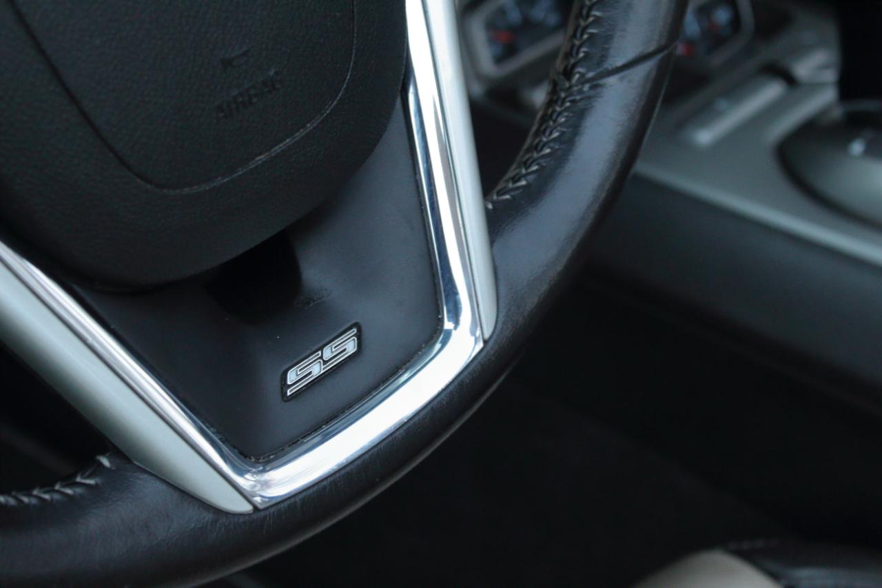 Chevrolet Camaro Convertible 2SS 2012