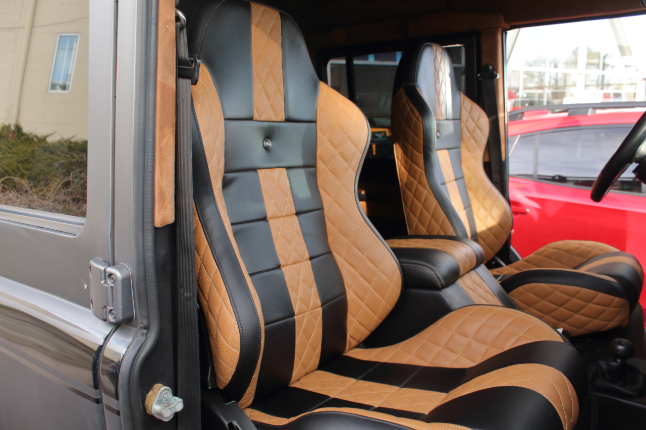 Land Rover Defender  1996