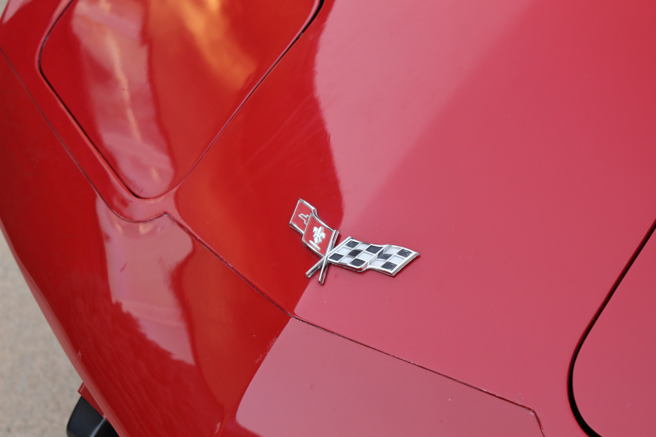 Chevrolet Corvette  1977