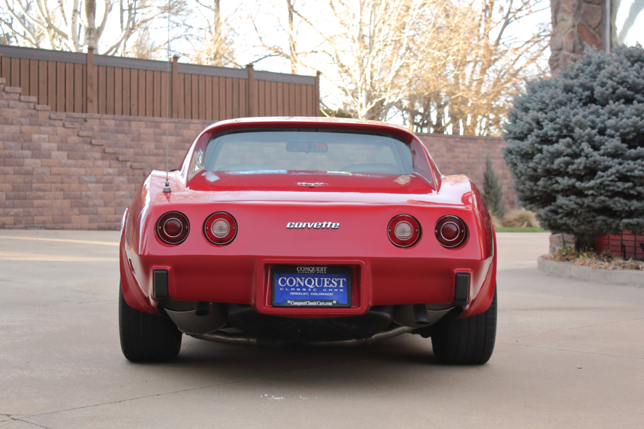 Chevrolet Corvette  1977