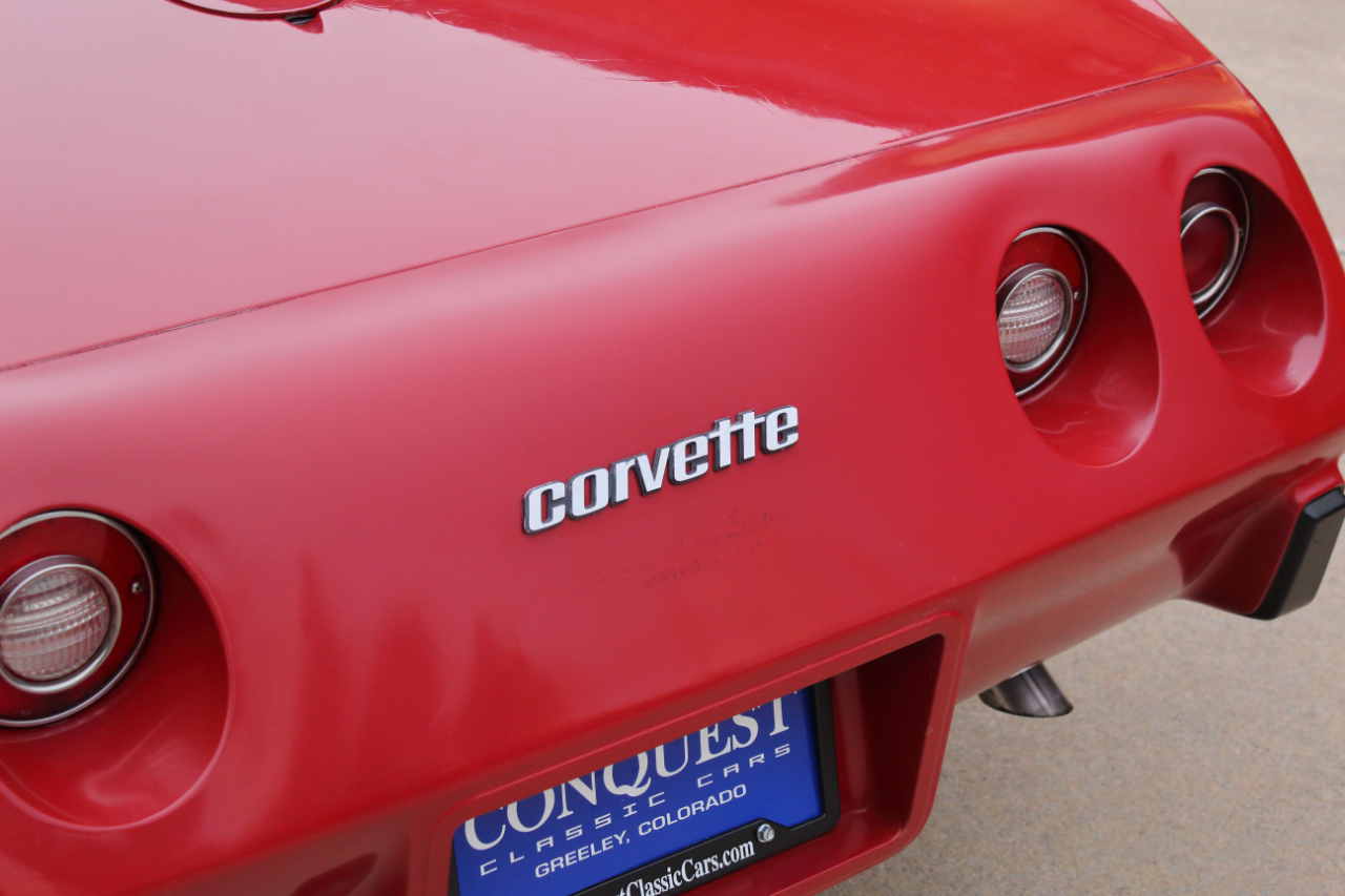 Chevrolet Corvette  1977