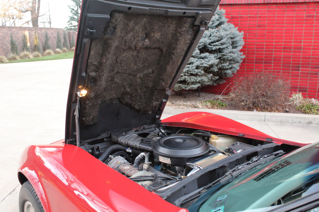 Chevrolet Corvette  1977