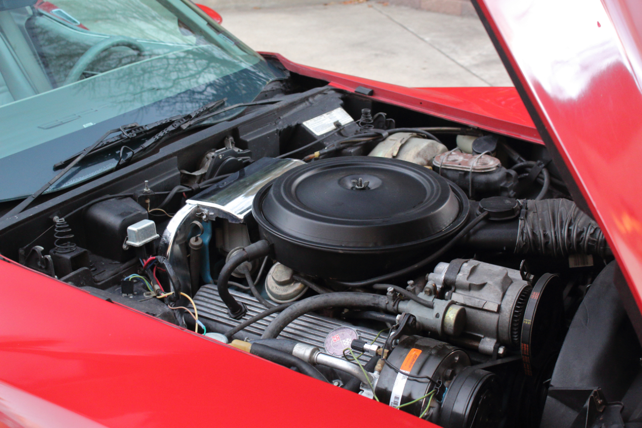 Chevrolet Corvette  1977