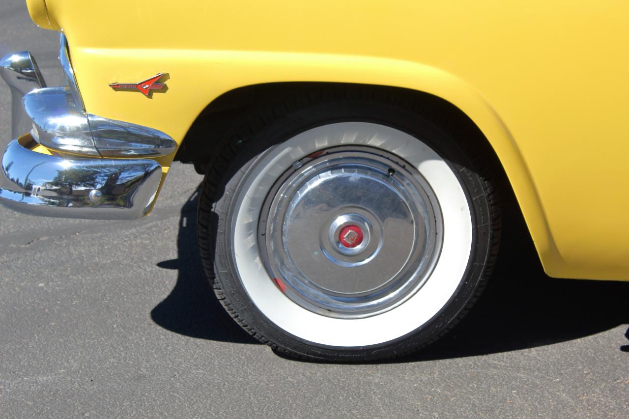 Ford Crown Victoria  1956