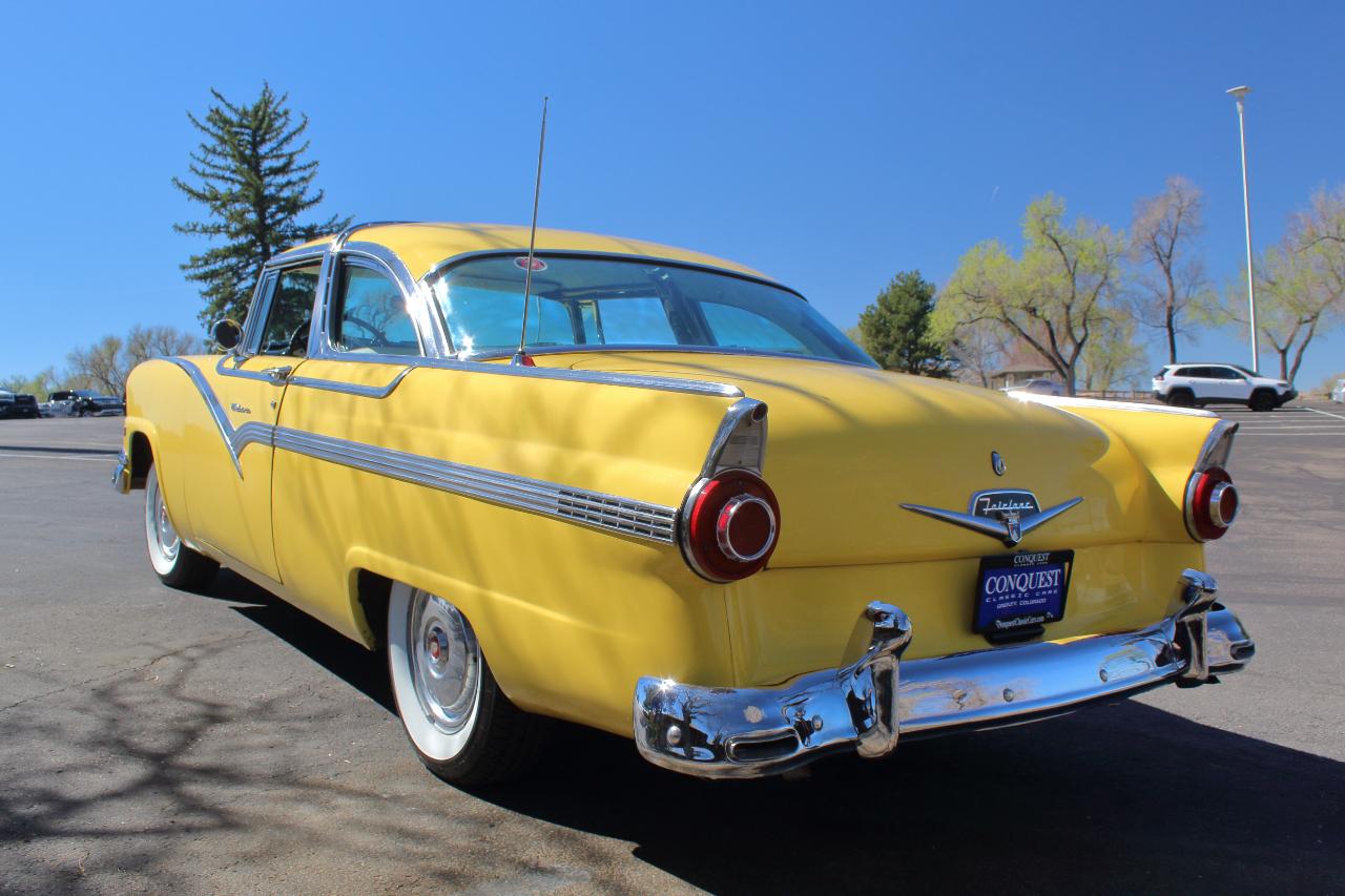Ford Crown Victoria  1956