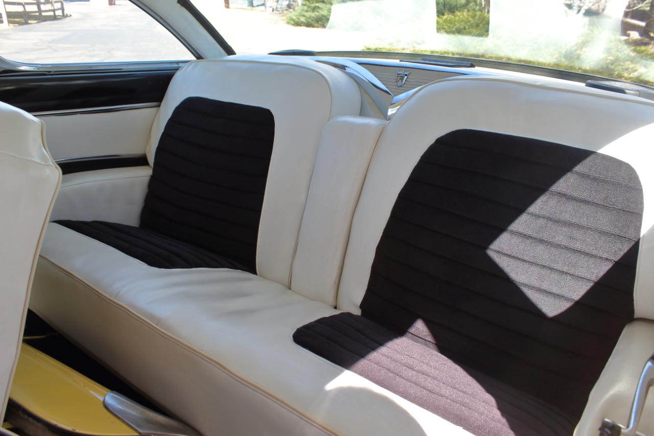 Ford Crown Victoria  1956