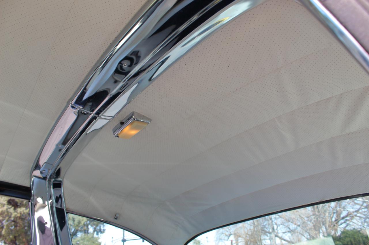 Ford Crown Victoria  1956