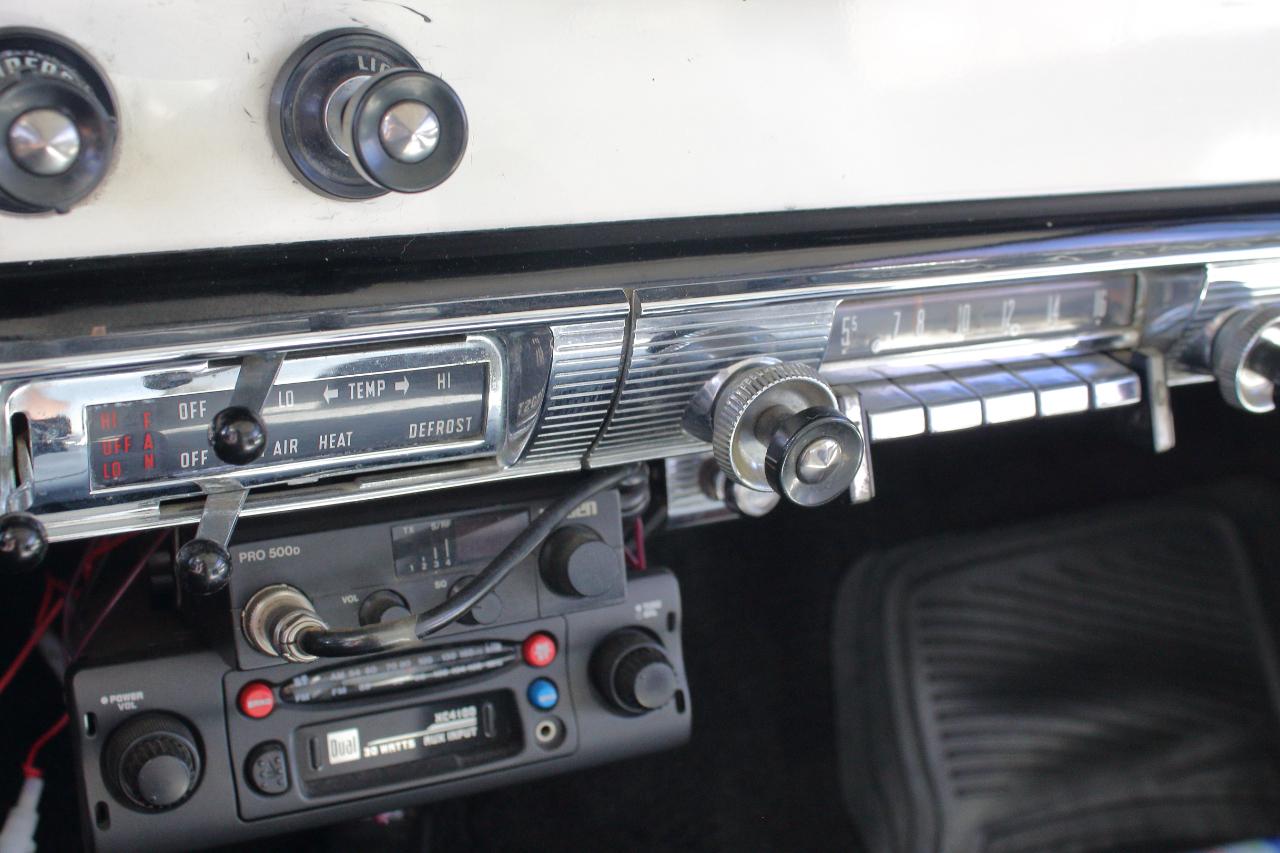 Ford Crown Victoria  1956