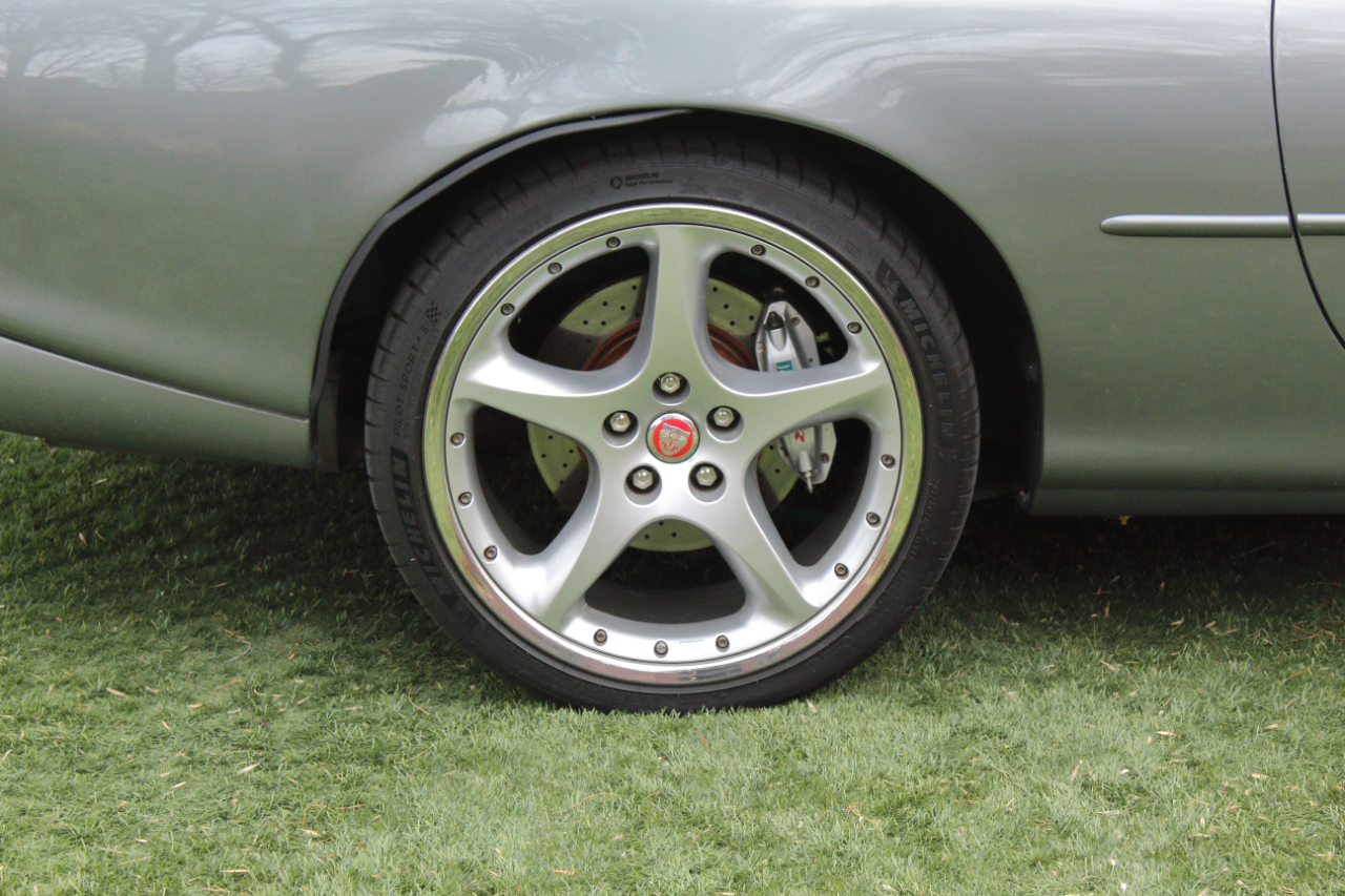 Jaguar XK-Series XKR Coupe 2003