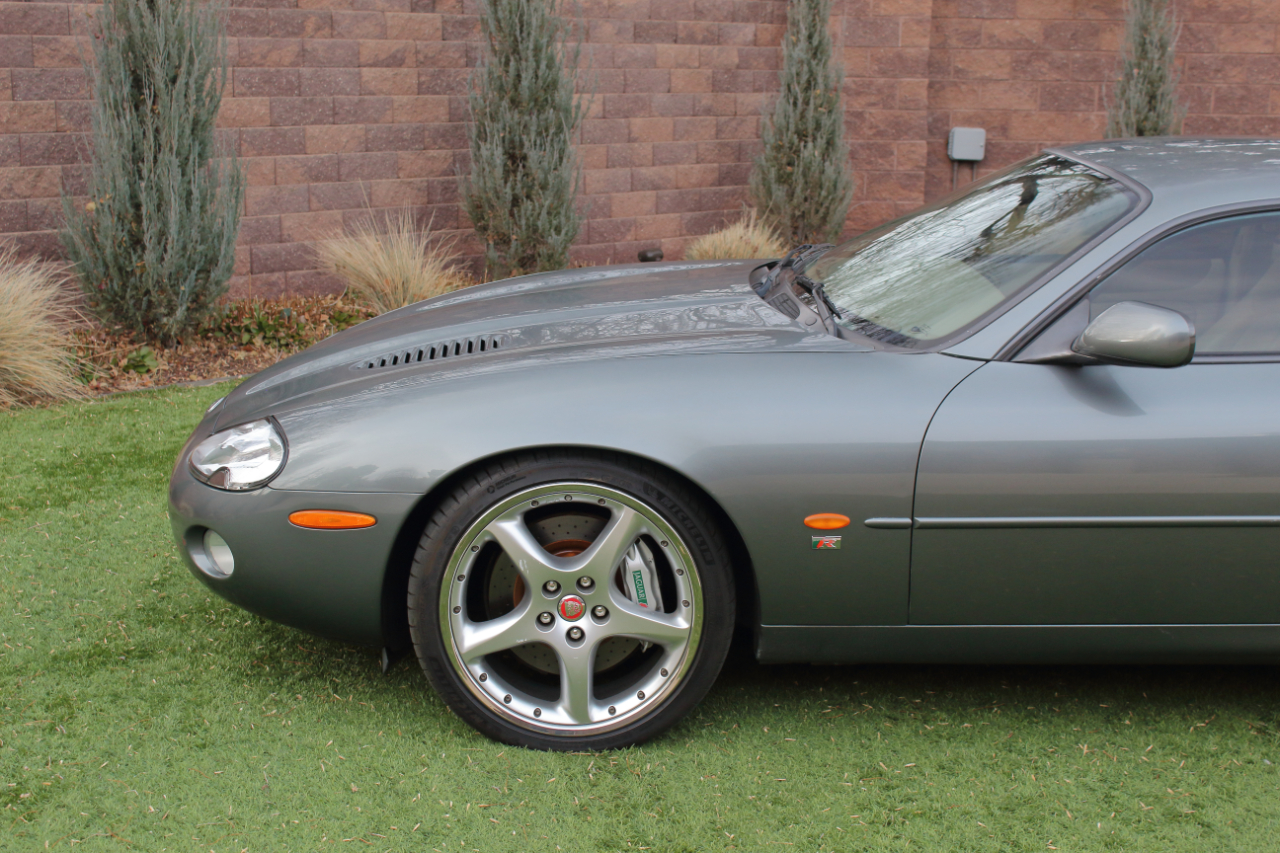Jaguar XK-Series XKR Coupe 2003