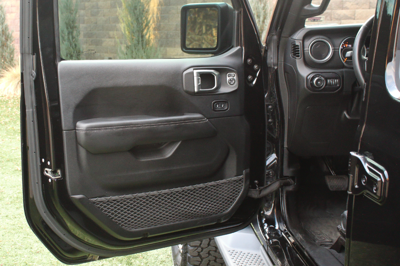 Jeep Wrangler Unlimited Sahara 2018