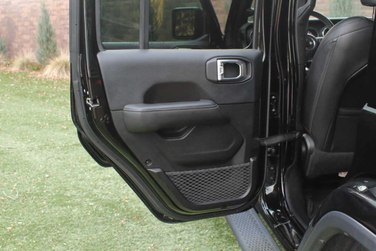 Jeep Wrangler Unlimited Sahara 2018