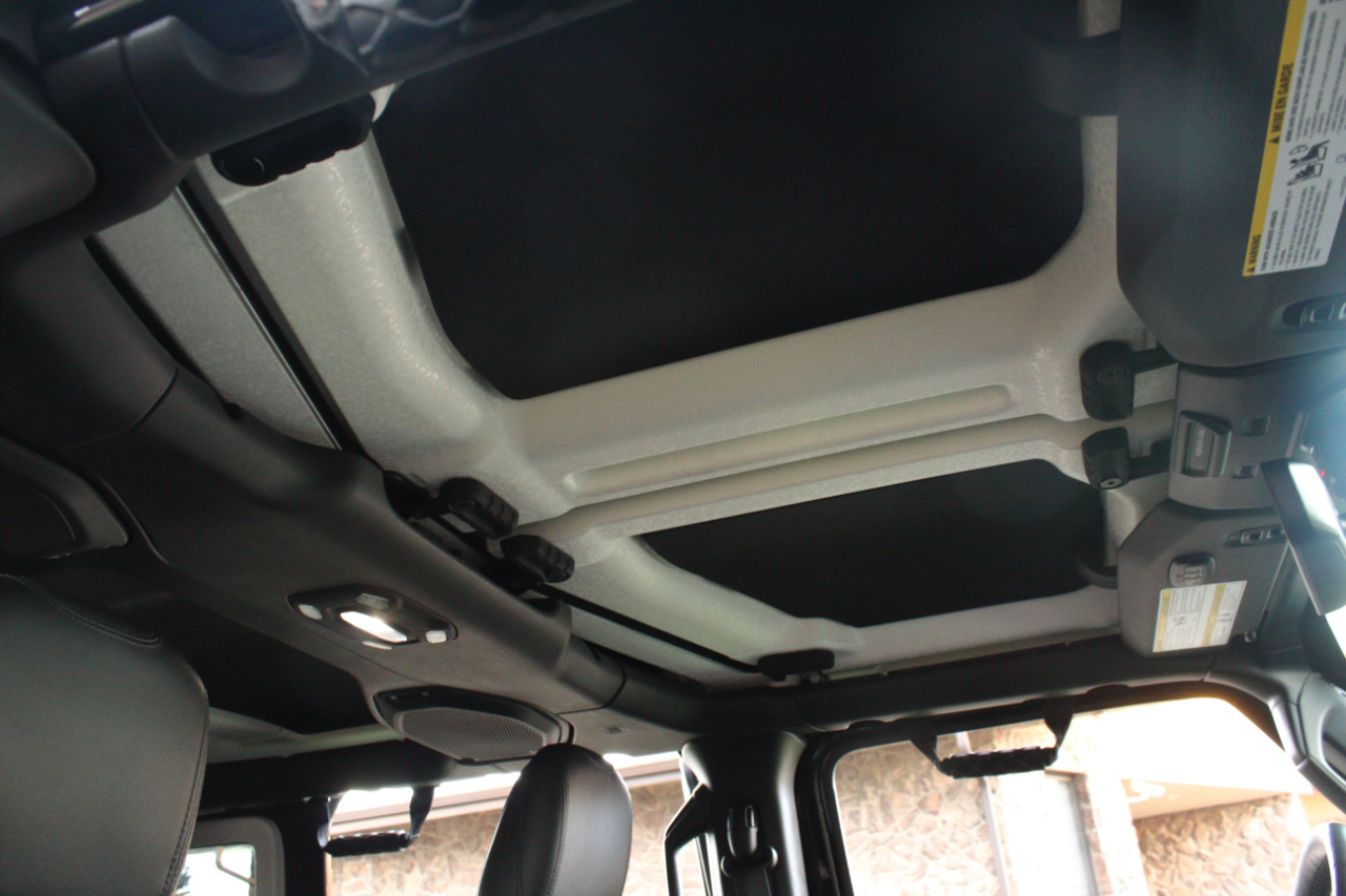 Jeep Wrangler Unlimited Sahara 2018