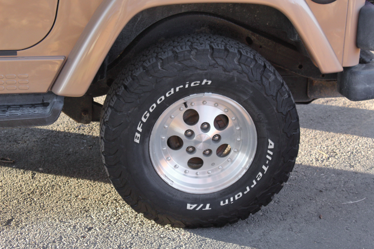 Jeep Wrangler Sahara 1999