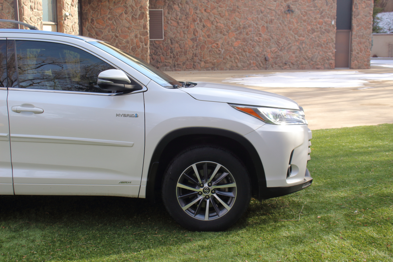 Toyota Highlander Hybrid XLE AWD 2017