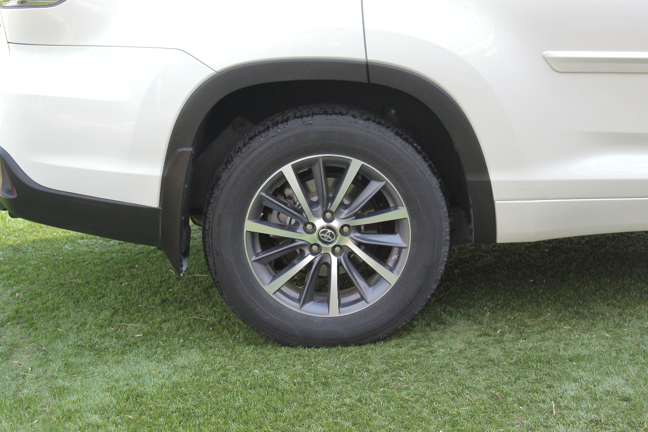 Toyota Highlander Hybrid XLE AWD 2017