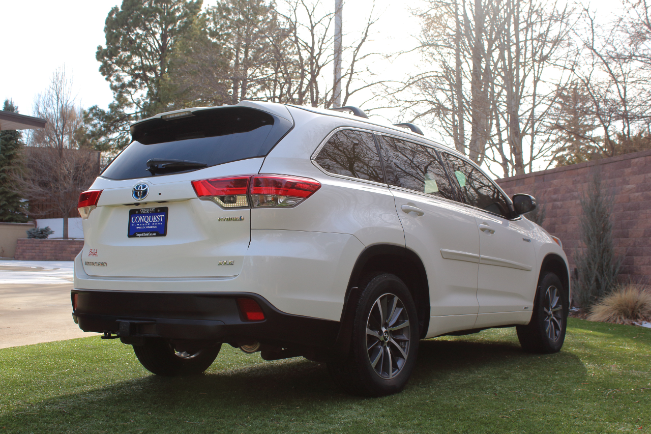 Toyota Highlander Hybrid XLE AWD 2017