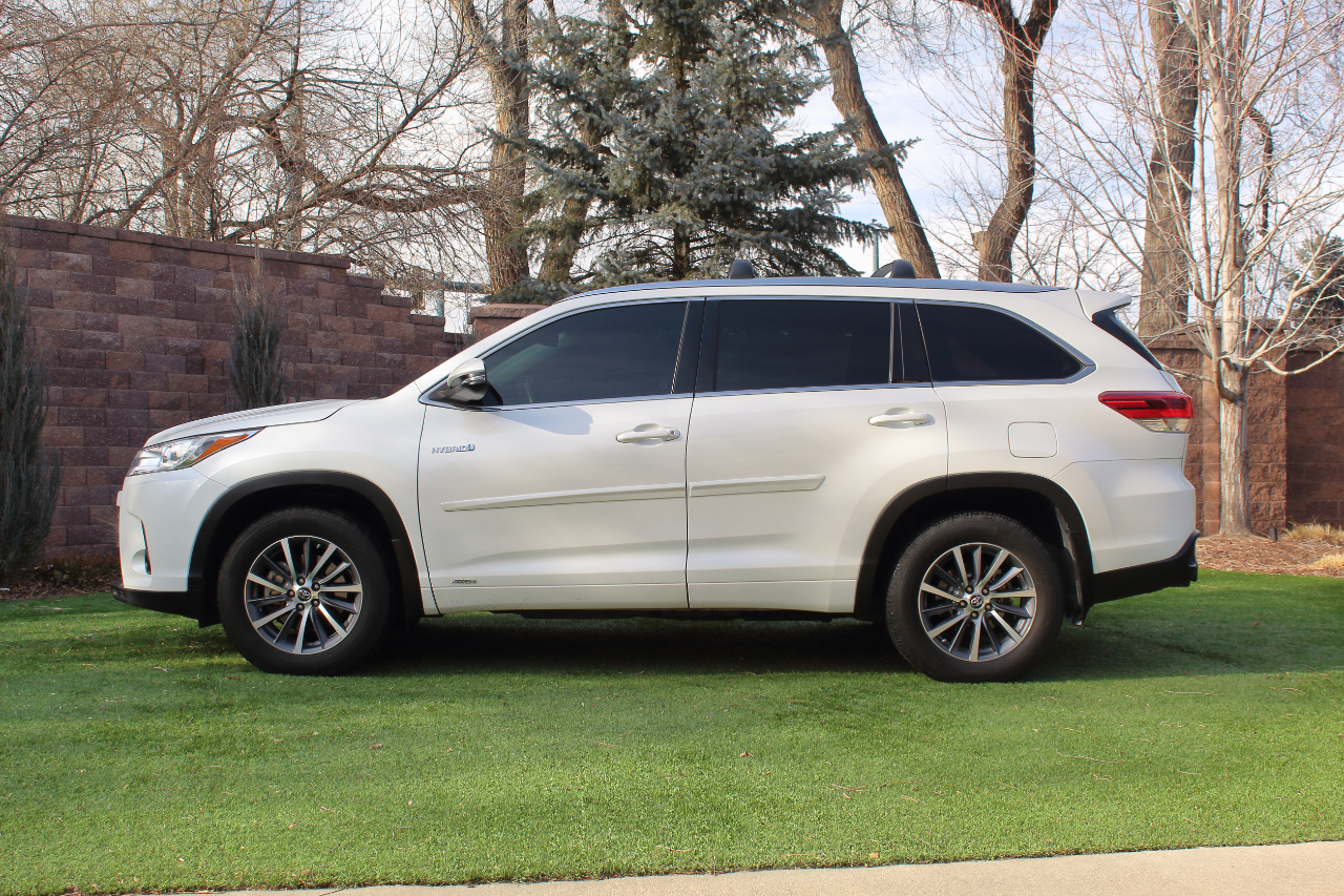 Toyota Highlander Hybrid XLE AWD 2017
