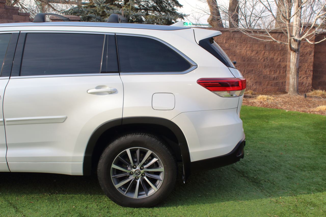 Toyota Highlander Hybrid XLE AWD 2017