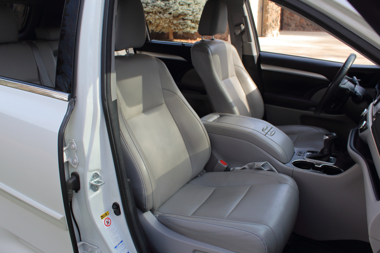 Toyota Highlander Hybrid XLE AWD 2017