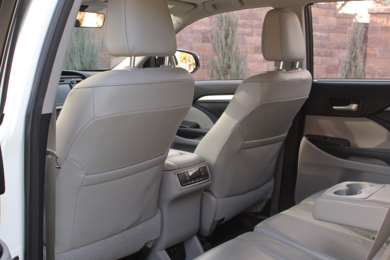 Toyota Highlander Hybrid XLE AWD 2017