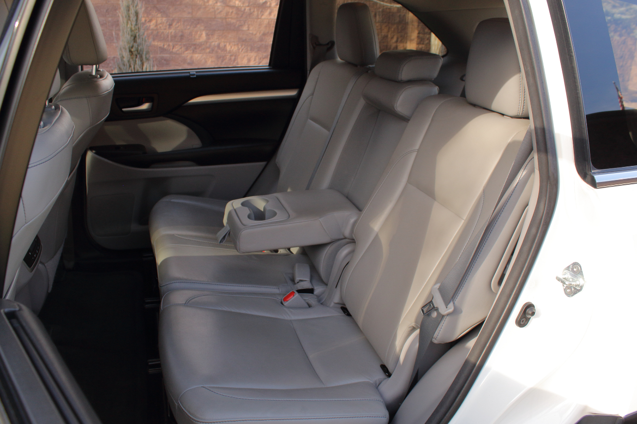 Toyota Highlander Hybrid XLE AWD 2017