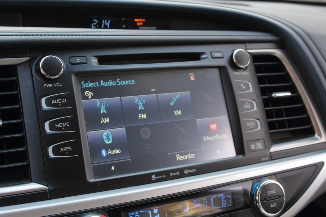 Toyota Highlander Hybrid XLE AWD 2017