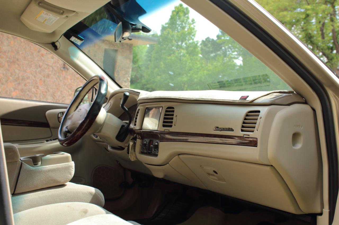 Chevrolet Impala Base 2005