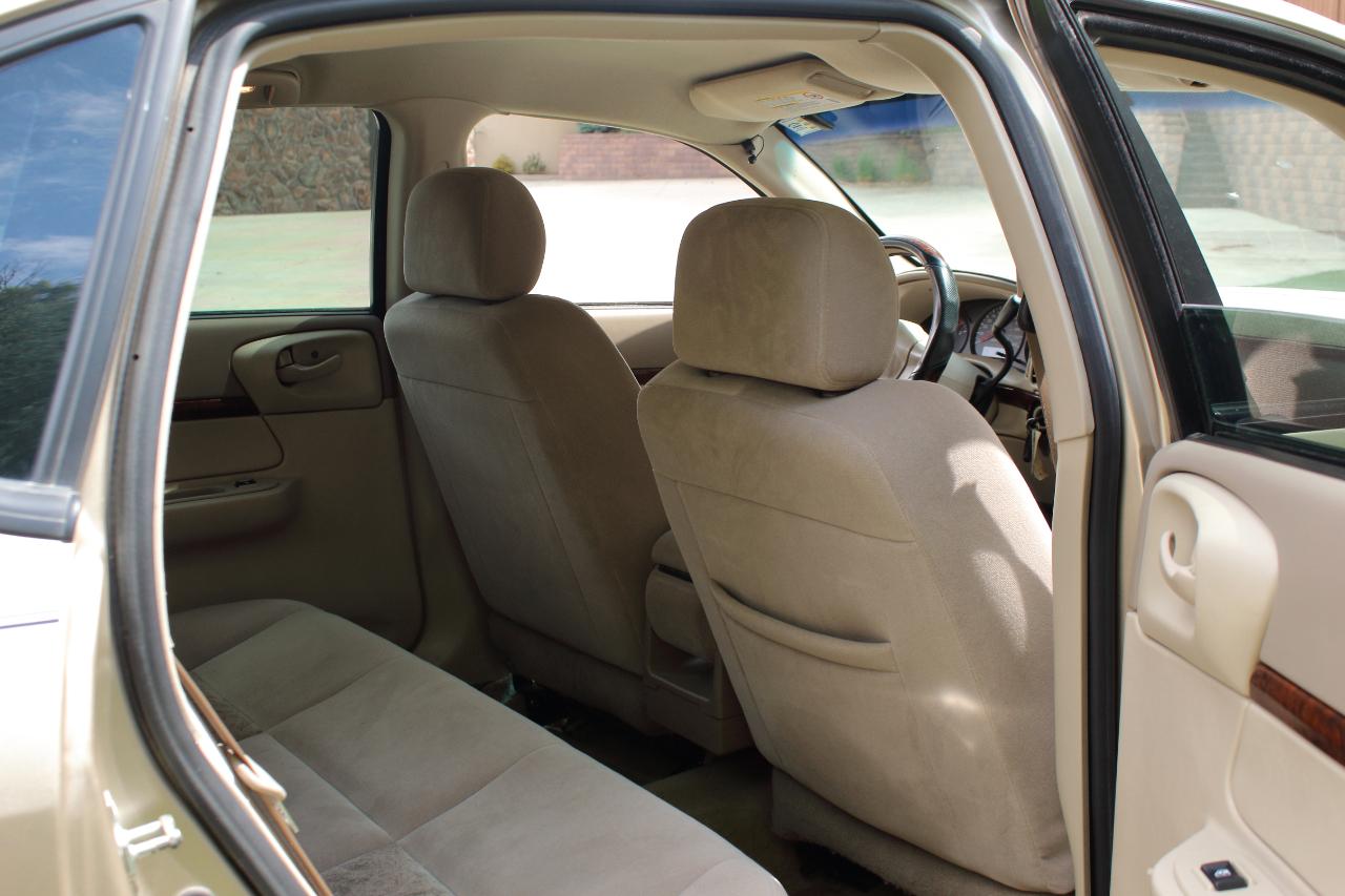 Chevrolet Impala Base 2005
