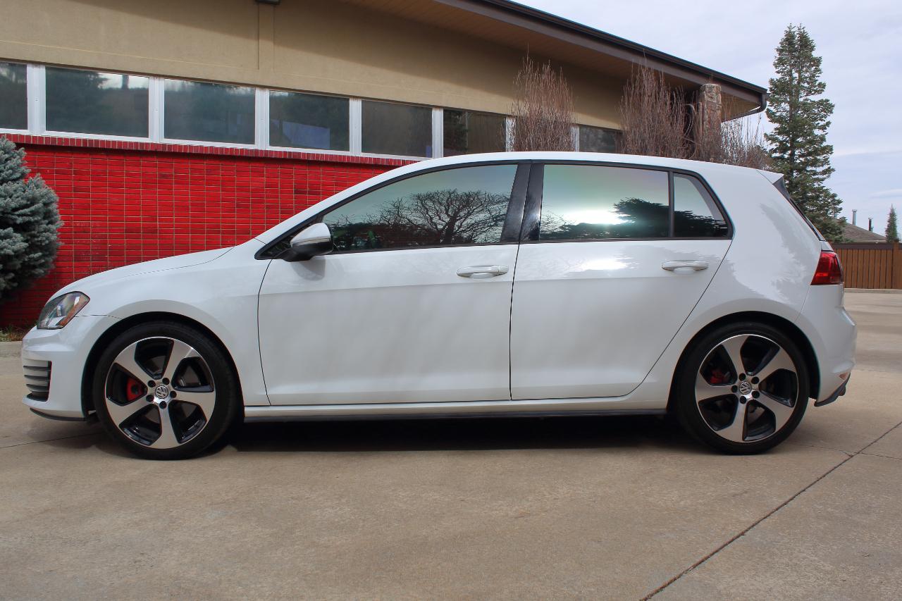 Volkswagen Golf GTI S 6A 4-Door 2017