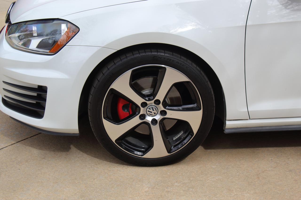 Volkswagen Golf GTI S 6A 4-Door 2017